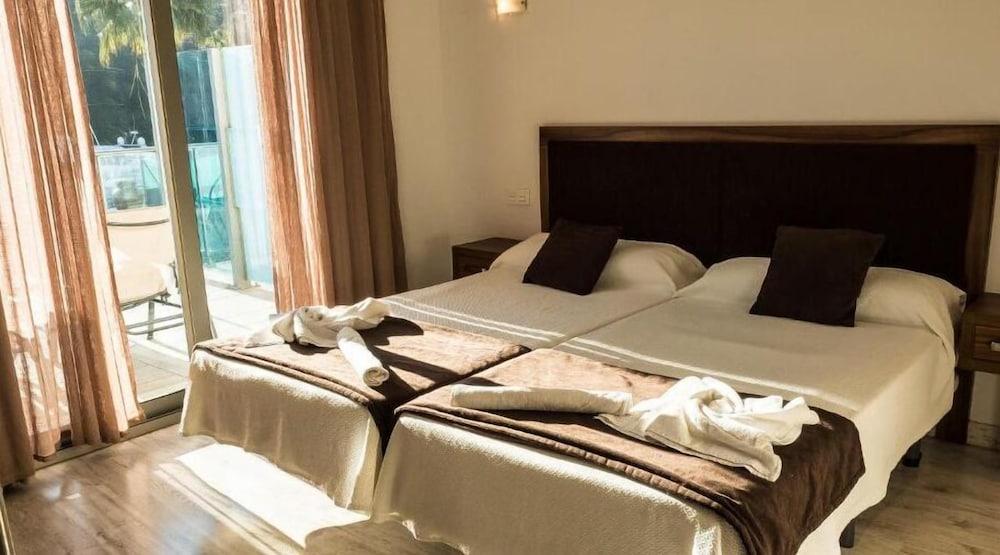 Porto Drach & Apartment 4*